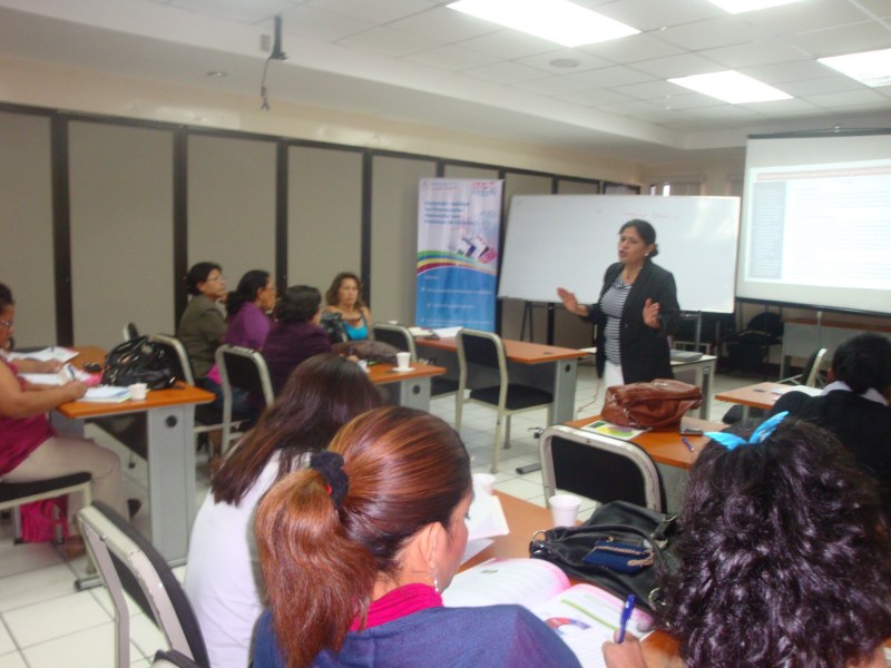 Unidad Técnica de Género del Ministerio de Hacienda capacita a otras instituciones en Prácticas de Género orientadas a Presupuestos.